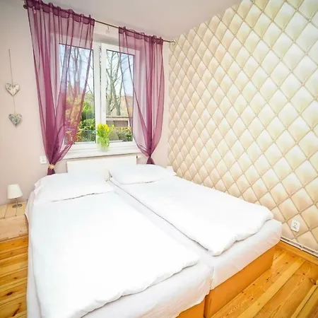 Apartament *